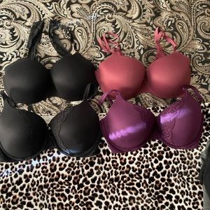 Victoria Secret Bras (4)